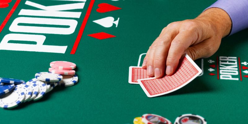 Các Chiến Thuật Hiệu Quả khi Chơi Poker Nn88